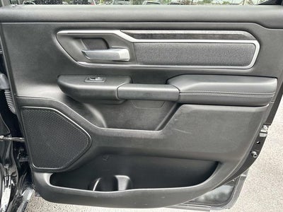 2020 RAM 1500 Big Horn Crew Cab 4x4 5'7' Box