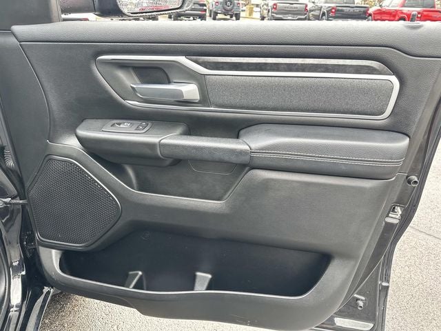2020 RAM 1500 Big Horn Crew Cab 4x4 5'7' Box