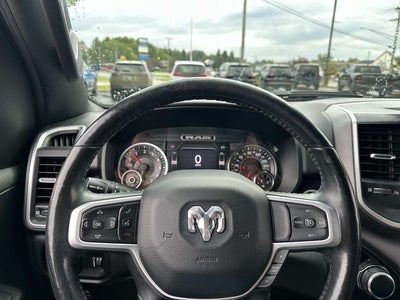 2020 RAM 1500 Big Horn Crew Cab 4x4 5'7' Box