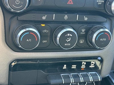 2019 RAM 1500 Big Horn/Lone Star Crew Cab 4x4 5'7' Box