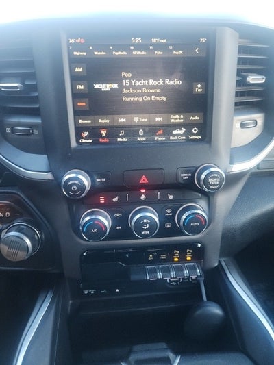 2019 RAM 1500 Big Horn/Lone Star Crew Cab 4x4 5'7' Box