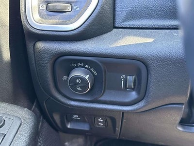 2023 RAM 1500 Big Horn Crew Cab 4x4 5'7' Box