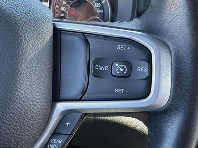 2023 RAM 1500 Big Horn Crew Cab 4x4 5'7' Box