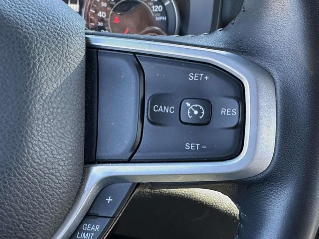 2023 RAM 1500 Big Horn Crew Cab 4x4 5'7' Box