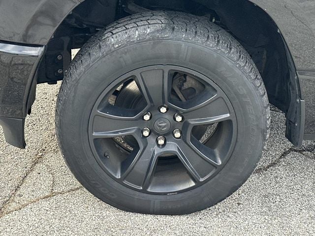 2020 RAM 1500 Big Horn Crew Cab 4x4 5'7' Box