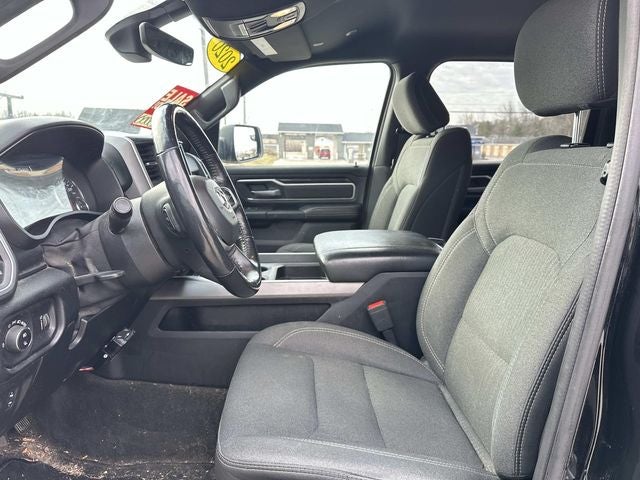 2020 RAM 1500 Big Horn Crew Cab 4x4 5'7' Box