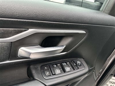 2020 RAM 1500 Big Horn Crew Cab 4x4 5'7' Box