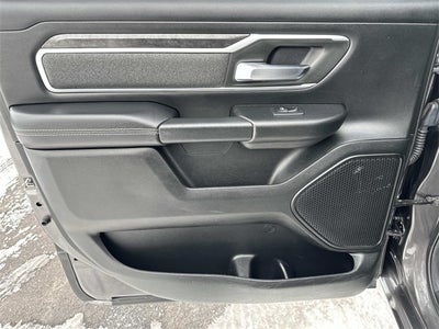 2020 RAM 1500 Big Horn Crew Cab 4x4 5'7' Box