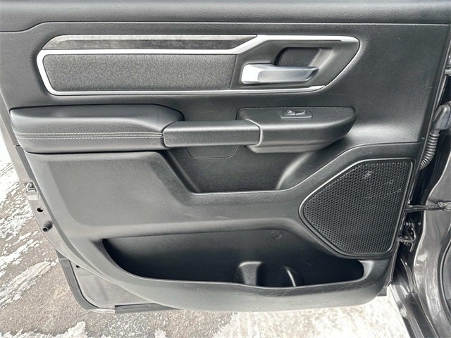 2020 RAM 1500 Big Horn Crew Cab 4x4 5'7' Box