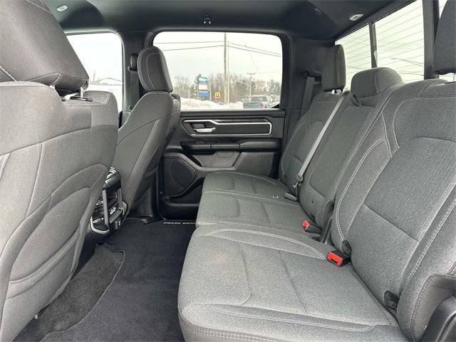 2020 RAM 1500 Big Horn Crew Cab 4x4 5'7' Box