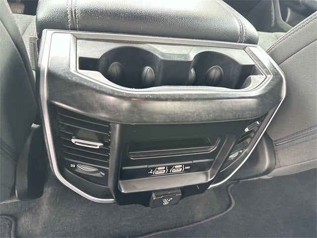 2020 RAM 1500 Big Horn Crew Cab 4x4 5'7' Box