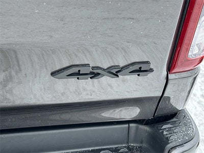 2020 RAM 1500 Big Horn Crew Cab 4x4 5'7' Box