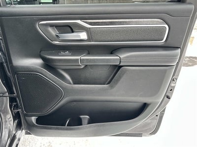 2020 RAM 1500 Big Horn Crew Cab 4x4 5'7' Box