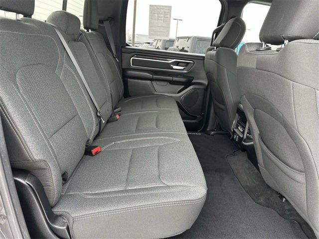 2020 RAM 1500 Big Horn Crew Cab 4x4 5'7' Box