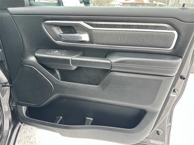 2020 RAM 1500 Big Horn Crew Cab 4x4 5'7' Box