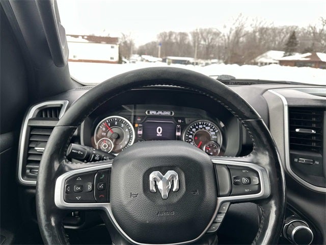 2020 RAM 1500 Big Horn Crew Cab 4x4 5'7' Box