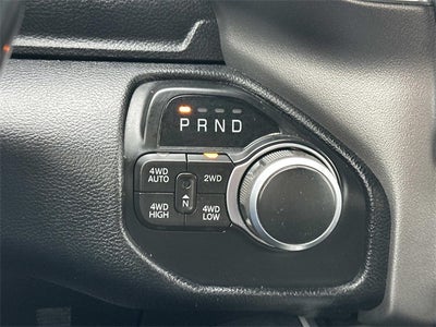 2020 RAM 1500 Big Horn Crew Cab 4x4 5'7' Box