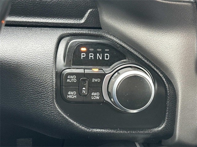 2020 RAM 1500 Big Horn Crew Cab 4x4 5'7' Box