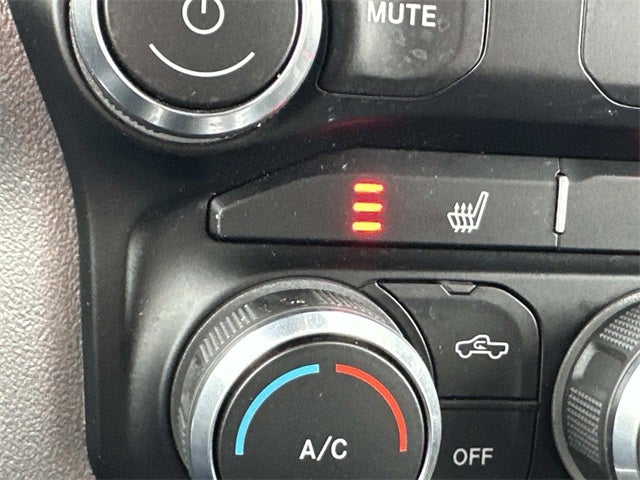 2020 RAM 1500 Big Horn Crew Cab 4x4 5'7' Box