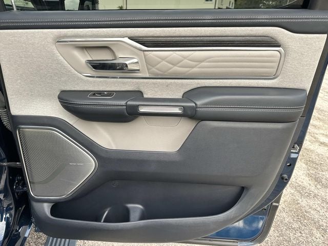 2022 RAM 1500 Limited Crew Cab 4x4 5'7' Box