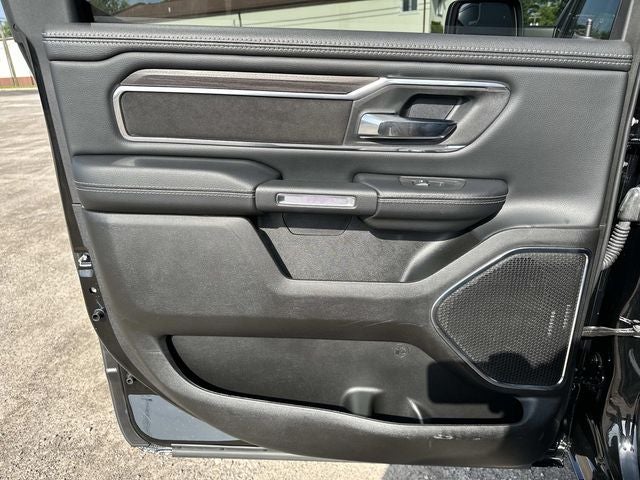 2025 RAM 1500 Laramie Crew Cab 4x4 5'7' Box