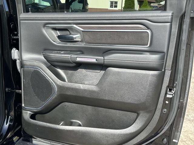 2025 RAM 1500 Laramie Crew Cab 4x4 5'7' Box