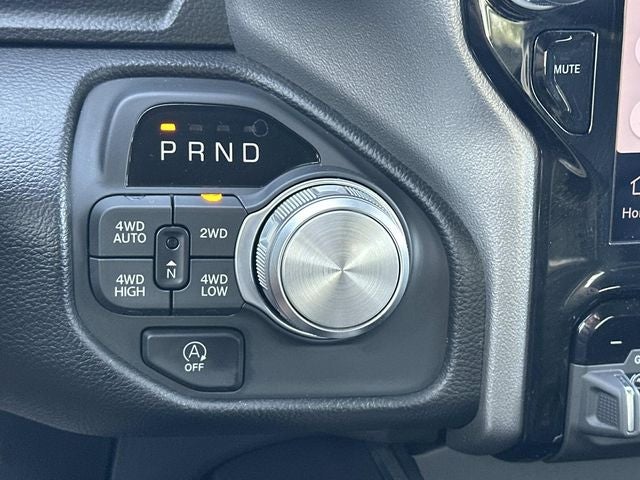 2025 RAM 1500 Laramie Crew Cab 4x4 5'7' Box