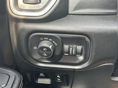 2025 RAM 1500 Laramie Crew Cab 4x4 5'7' Box