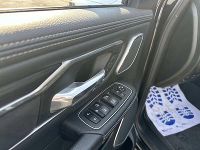 2023 RAM 1500 Laramie Crew Cab 4x4 5'7' Box