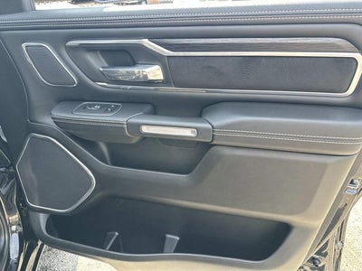 2023 RAM 1500 Laramie Crew Cab 4x4 5'7' Box