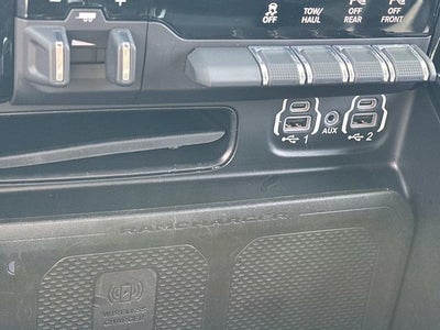 2023 RAM 1500 Laramie Crew Cab 4x4 5'7' Box