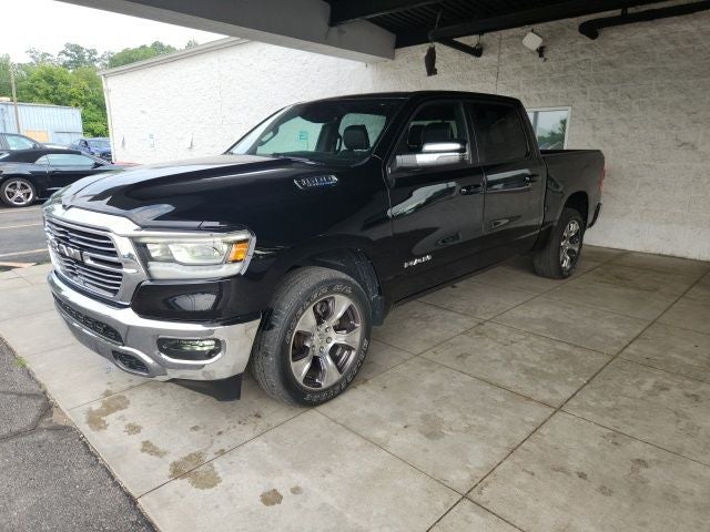 2023 RAM 1500 Laramie Crew Cab 4x4 5'7' Box