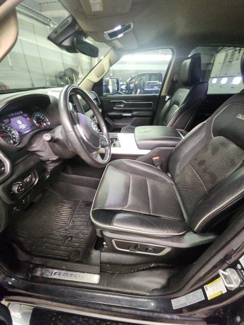 2021 RAM 1500 Laramie Crew Cab 4x4 5'7' Box