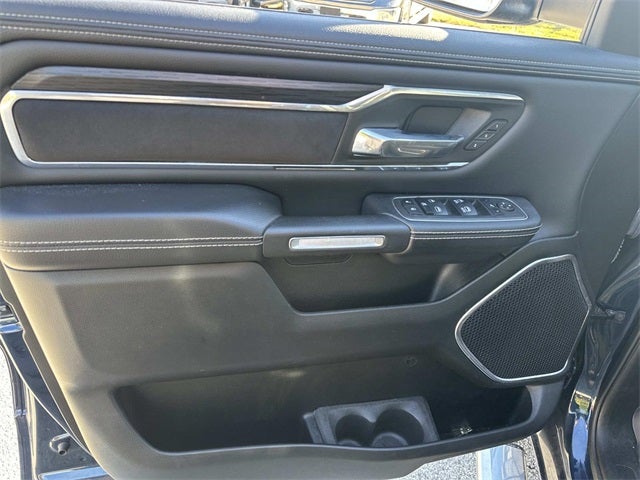 2023 RAM 1500 Laramie Crew Cab 4x4 5'7' Box