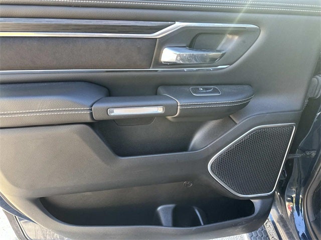 2023 RAM 1500 Laramie Crew Cab 4x4 5'7' Box