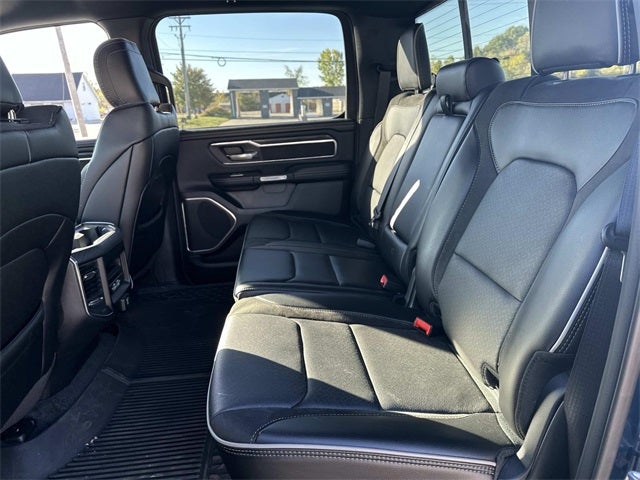 2023 RAM 1500 Laramie Crew Cab 4x4 5'7' Box