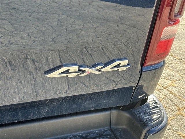 2023 RAM 1500 Laramie Crew Cab 4x4 5'7' Box