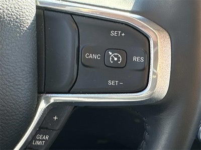 2023 RAM 1500 Laramie Crew Cab 4x4 5'7' Box