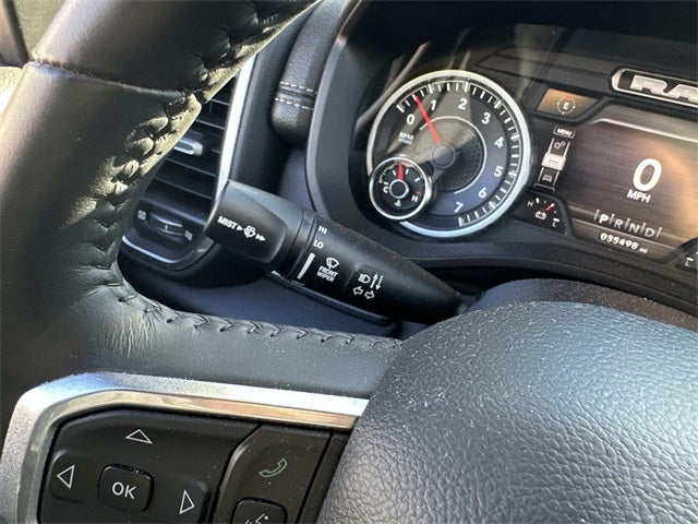 2023 RAM 1500 Laramie Crew Cab 4x4 5'7' Box