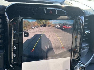 2023 RAM 1500 Laramie Crew Cab 4x4 5'7' Box