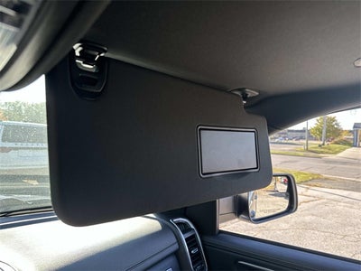 2023 RAM 1500 Laramie Crew Cab 4x4 5'7' Box