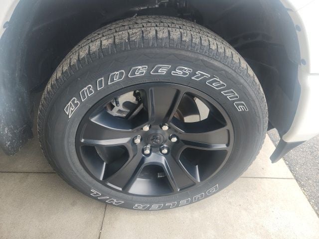 2024 RAM 1500 Big Horn Crew Cab 4x4 6'4' Box