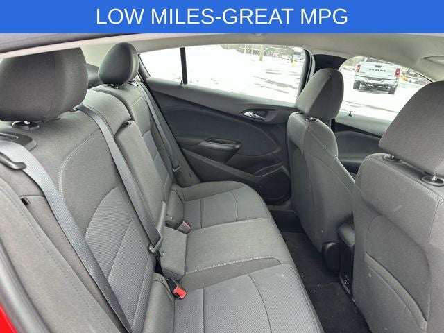 2018 Chevrolet Cruze LT Auto