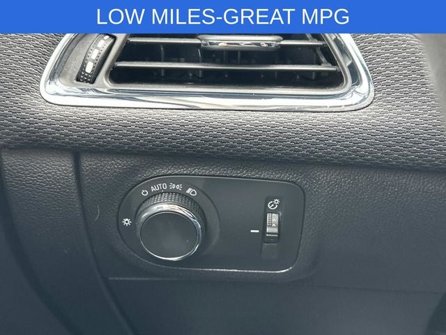 2018 Chevrolet Cruze LT Auto