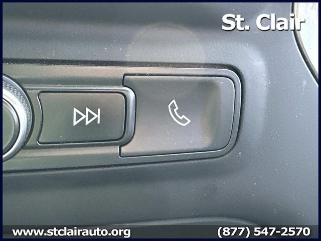 2020 Chevrolet Silverado 1500 4WD Crew Cab Short Bed Custom