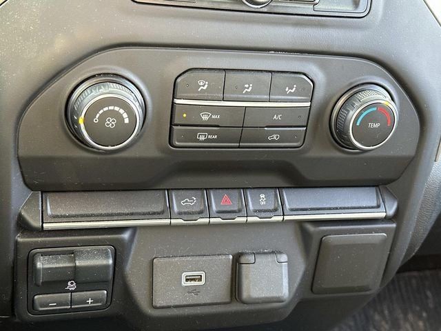 2020 Chevrolet Silverado 1500 4WD Crew Cab Short Bed Custom