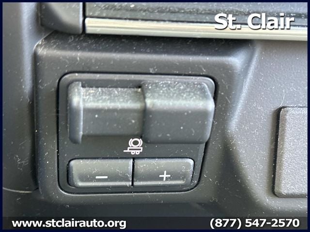 2020 Chevrolet Silverado 1500 4WD Crew Cab Short Bed Custom