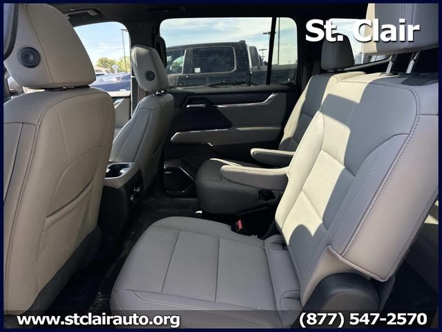 2024 GMC Acadia FWD Elevation