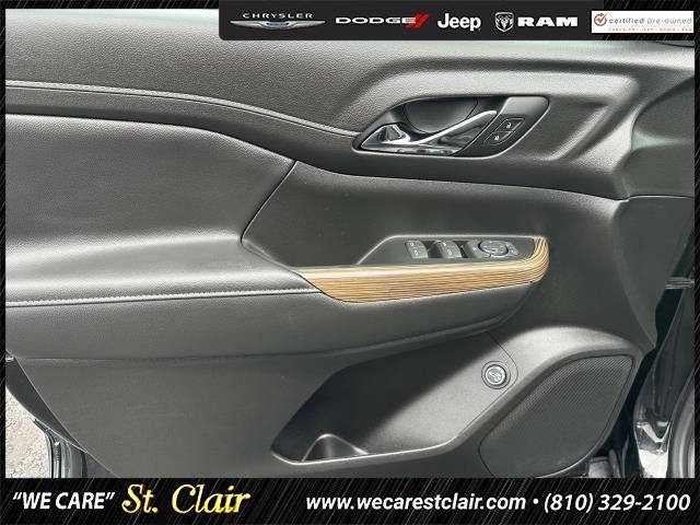 2023 GMC Acadia FWD SLE