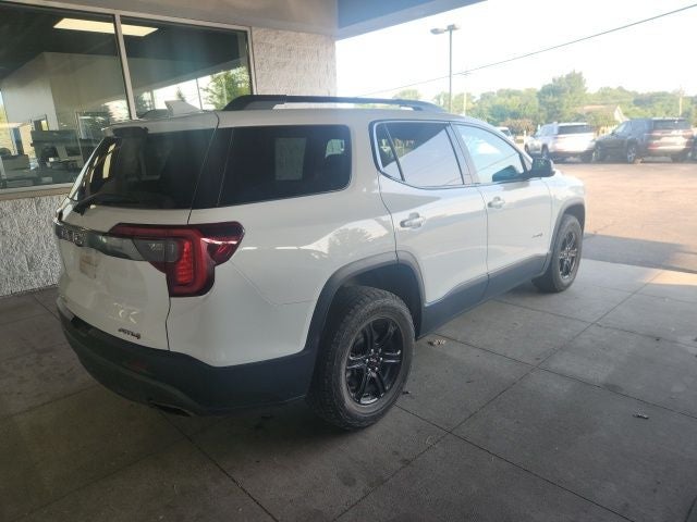 2021 GMC Acadia AT4